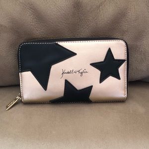 Kendall and Kylie wallet